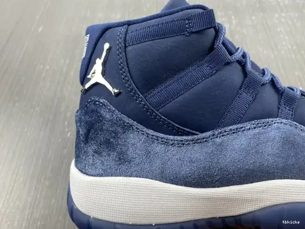 Reps TBK Velvet AR0715-441 WMNS 11 Navy Jordan Air Midnight 0323
